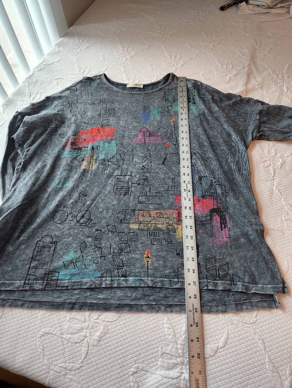 Jess & Jane Washed Charcoal Graphic Scoop-Neck Women’s Sweatshirt - Picture 4 of 10